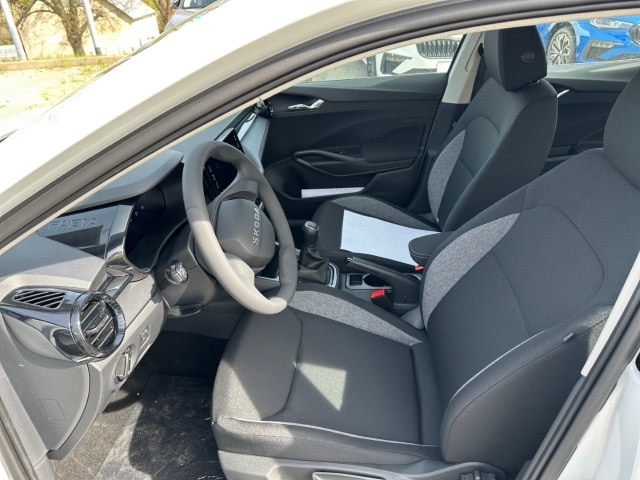 Skoda Fabia FABIA 1.0 MPI 59kW EU6e Essence 5-Gang-Schaltgetr.