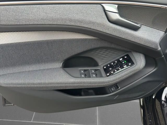 Audi A6 Quattro S-Tronic Sedan