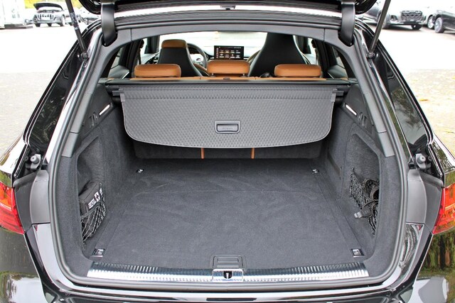 Audi RS4 Avant Quattro