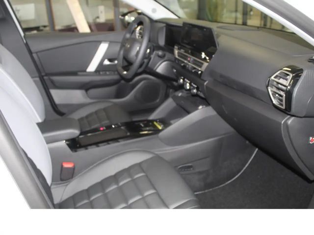 Citroën C4 Hybrid Max