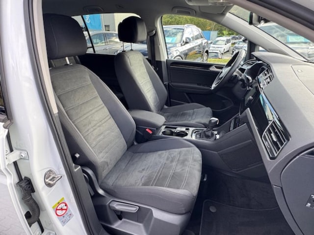 Volkswagen Touran 1.5 TSI Highline