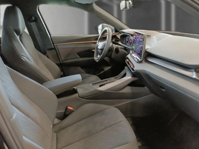 Cupra Terramar 1.5 e-Hybrid VZ