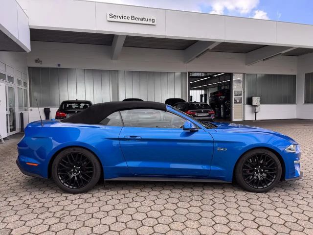 Ford Mustang Convertible GT 5.0 V8