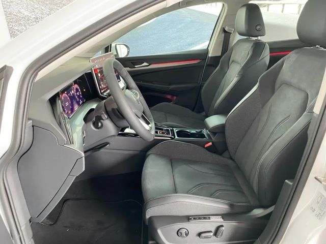 Volkswagen Golf 1.5 eTSI DSG Style