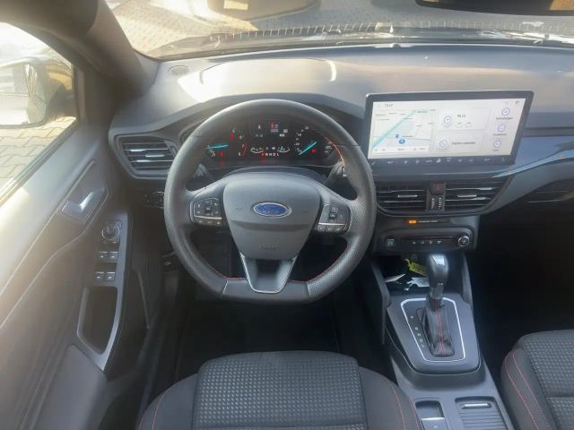 Ford Focus ST Line Wagon