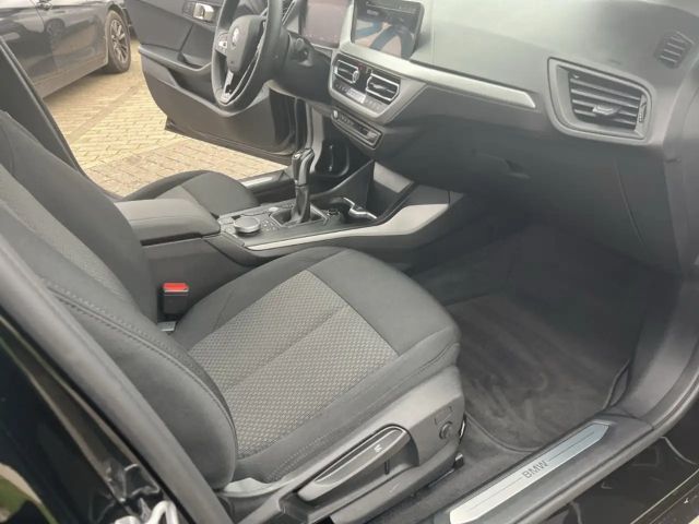BMW 116 116i Advantage pakket Sedan