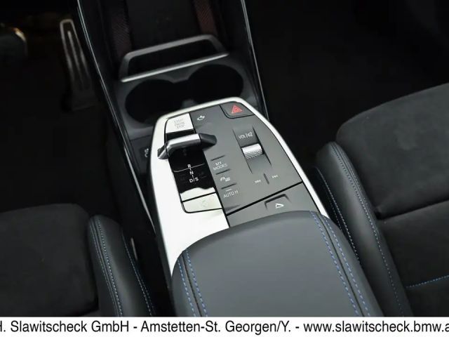 BMW 218 218d Active Tourer Sedan