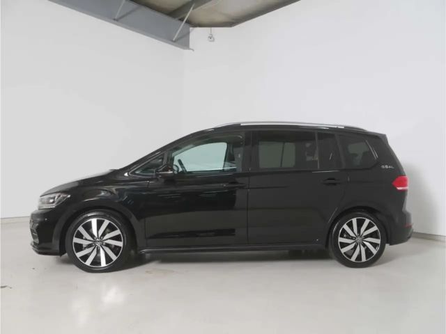 Volkswagen Touran 1.5 TSI DSG R-Line