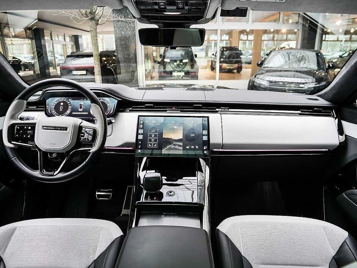Land Rover Range Rover Sport P635 SV