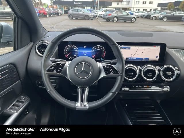 Mercedes-Benz B 220 4MATIC