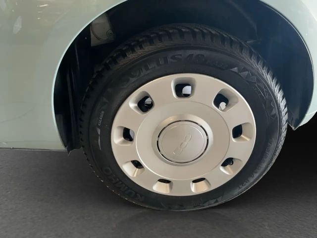 Fiat 500 1.0 Hybrid + Ganzjahresreifen