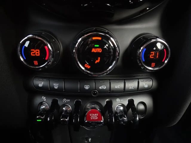 MINI Cooper Essential