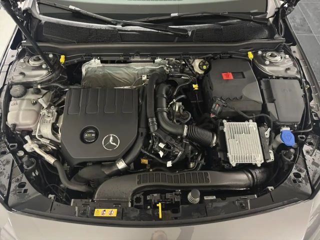 Mercedes-Benz A 200 AMG Line