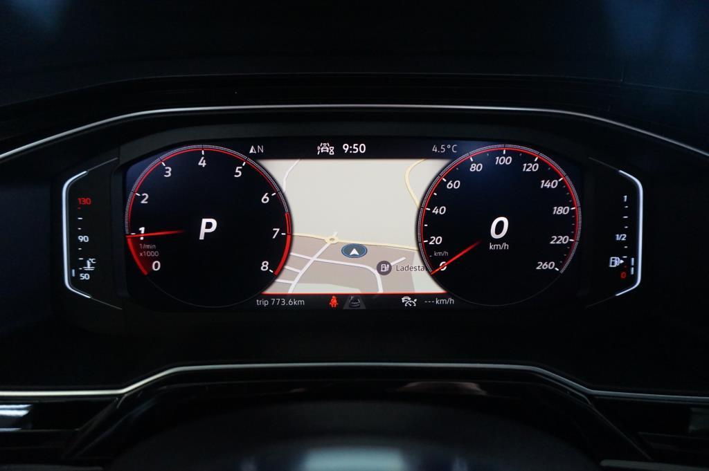 Volkswagen Polo DSG R-Line