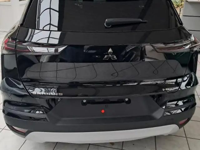 Mitsubishi Grandis 1.8 First Edition HEV