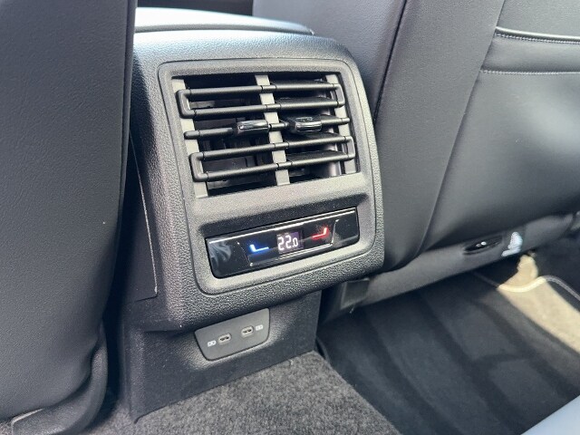 Volkswagen Golf 1.5 eTSI DSG Golf VIII