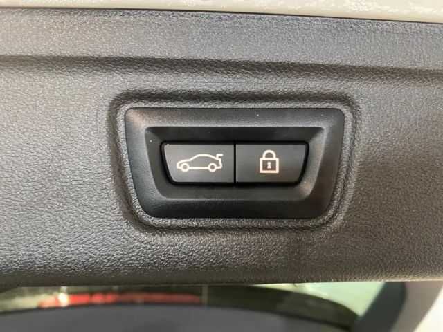 BMW 320 320e M-Sport Touring