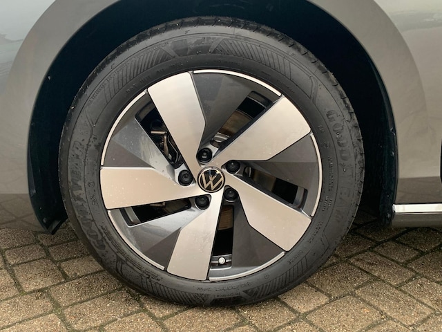 Volkswagen Passat 1.5 eTSI DSG