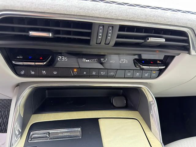 Mazda CX-60 2.5L 4WD Takumi e-Skyactiv