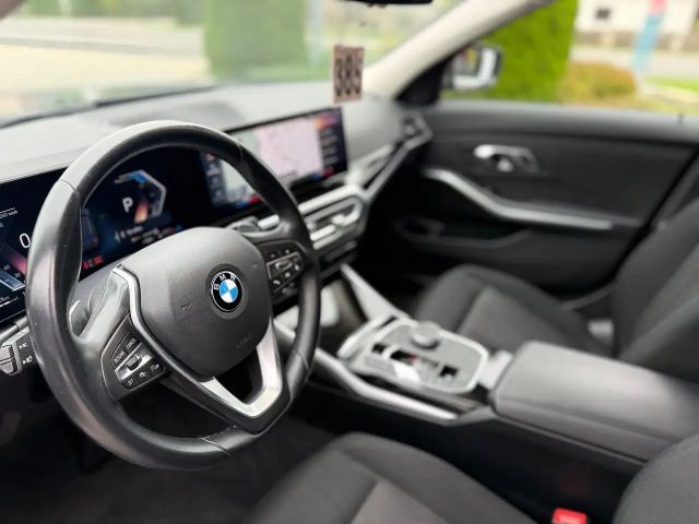 BMW 320 320d Touring xDrive