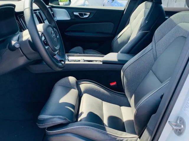 Volvo V60 Business Sport Dark Ultra