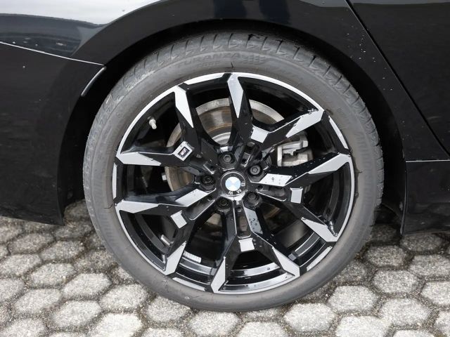 BMW 320 320d M-Sport Touring