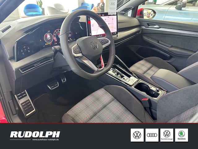 Volkswagen Golf 2.0 TSI DSG Golf VIII