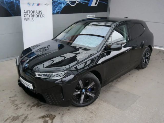 BMW iX xDrive40