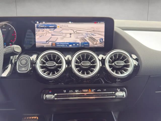 Mercedes-Benz GLA 220 GLA