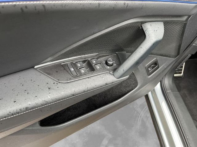 Volkswagen Tiguan 4Motion R-Line