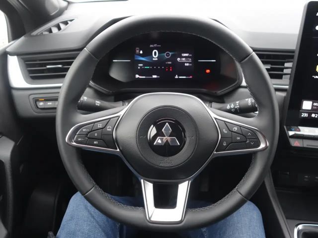 Mitsubishi ASX Invite