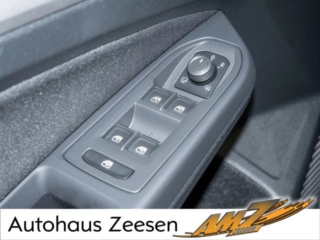 Volkswagen Golf 2.0 TDI Golf VIII Life Variant