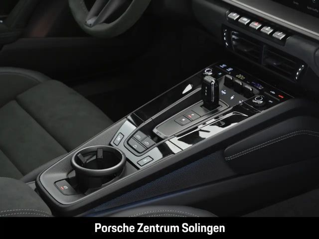 Porsche 911 Cabrio Carrera GTS