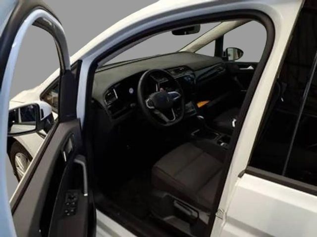 Volkswagen Touran 1.5 TSI DSG R-Line