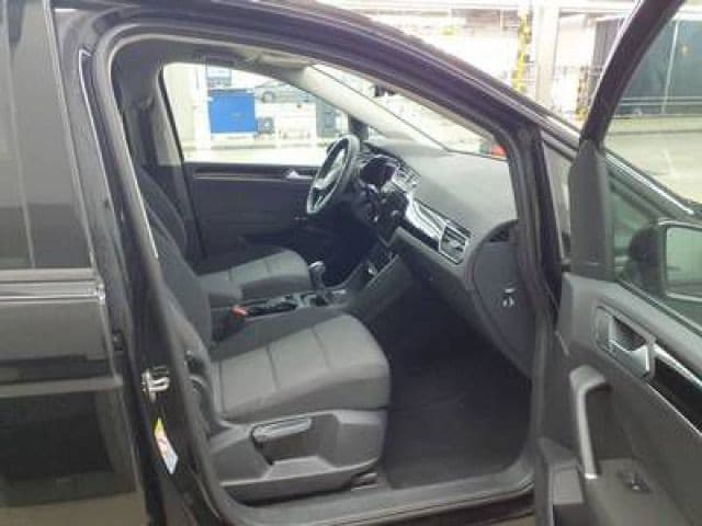 Volkswagen Touran 1.5 TSI DSG R-Line