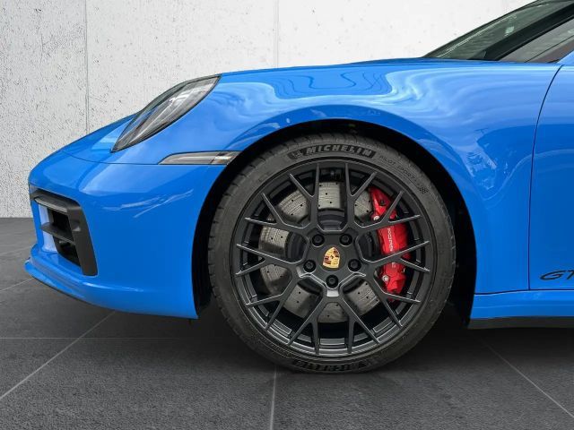 Porsche 992 4 Carrera Coupé GTS