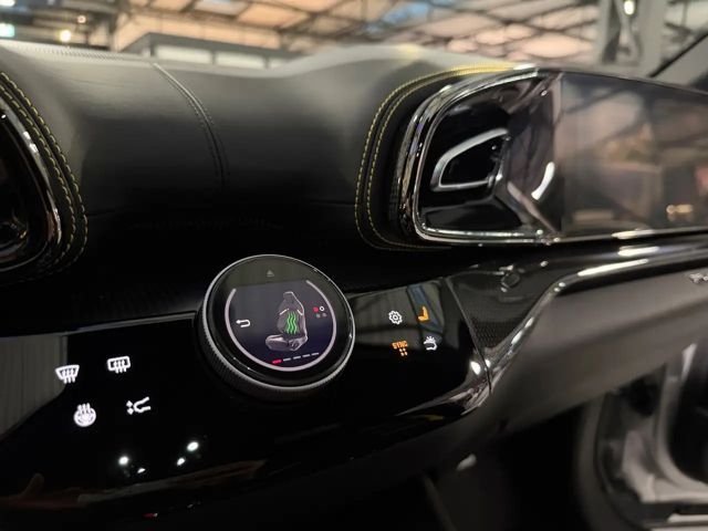 Ferrari Purosangue Tastenlenkrad LED*FULL PPF*8 Fach