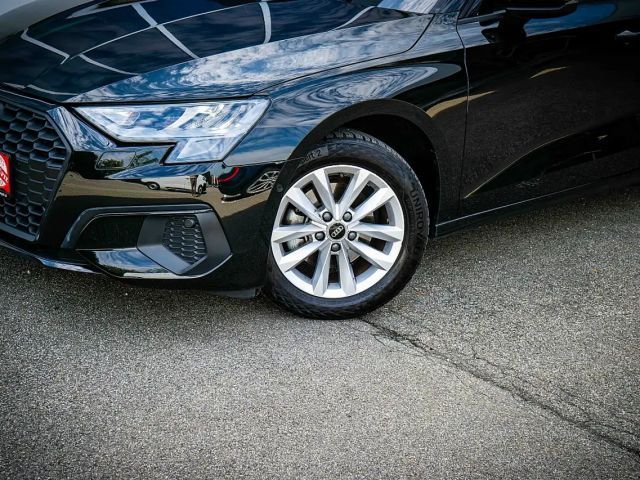 Audi A3 30 TFSI S-Tronic Sedan