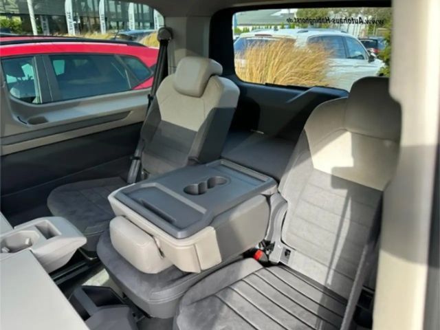 Volkswagen Multivan 2.0 TDI DSG Style T7