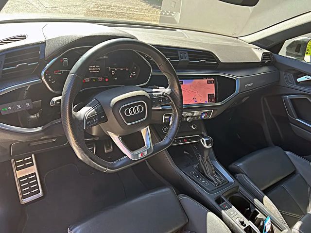 Audi Q3 35 TDI Quattro S-Line S-Tronic