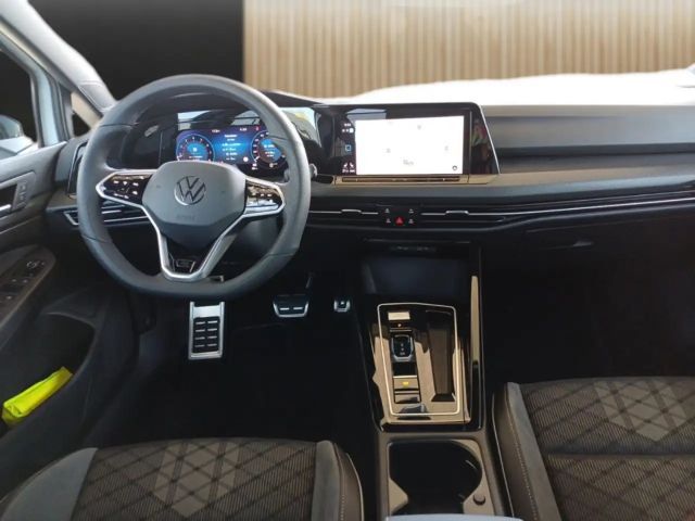 Volkswagen Golf 1.5 eTSI Golf VIII