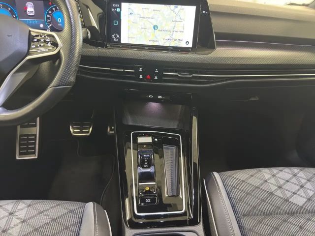 Volkswagen Golf 2.0 TDI DSG Golf VIII R-Line