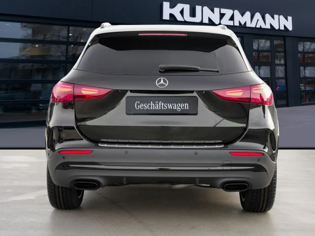 Mercedes-Benz GLA 220 4MATIC AMG Line GLA 220 d