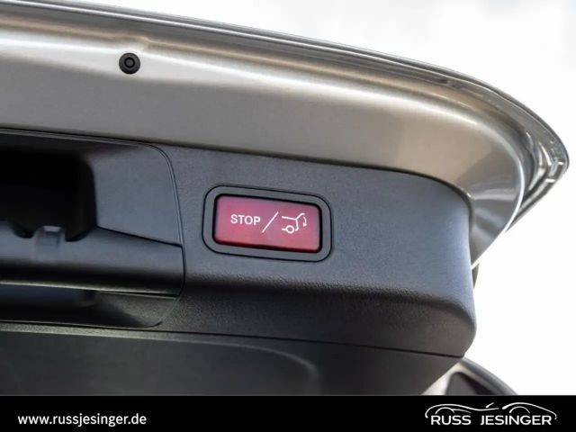 Mercedes-Benz B 200 Progressive Sedan