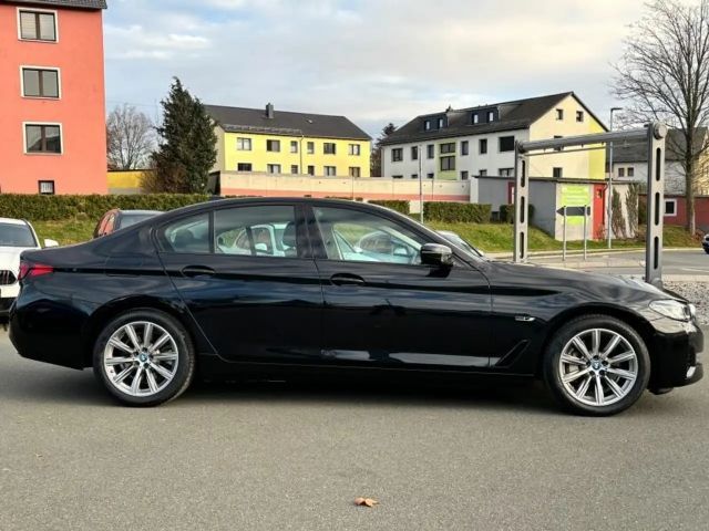 BMW 530 530e Sedan
