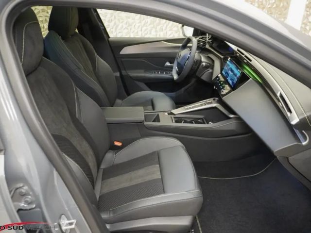 Peugeot 408 GT-Line Hybrid