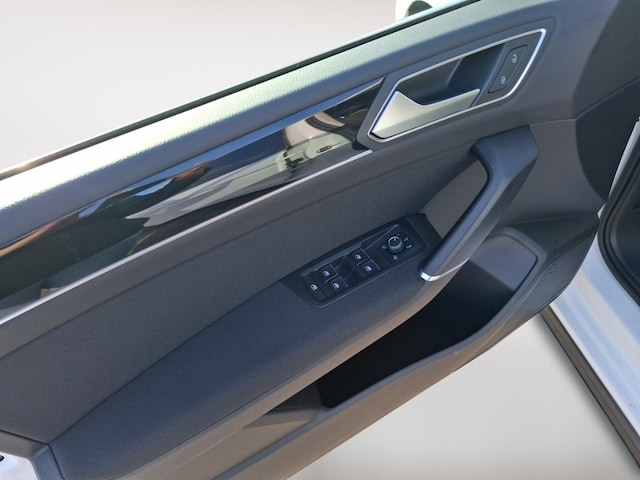 Volkswagen Touran 2.0 TDI R-Line