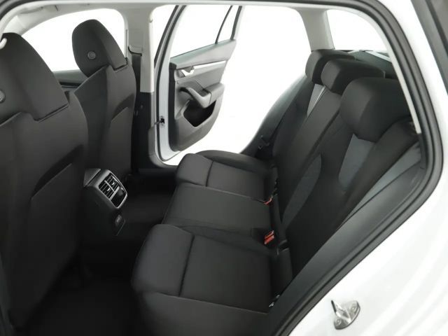 Skoda Octavia Essence TSI