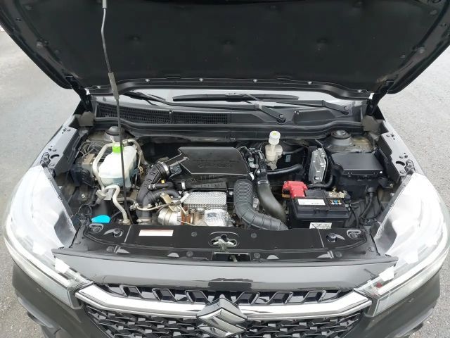 Suzuki S-Cross AllGrip Hybrid