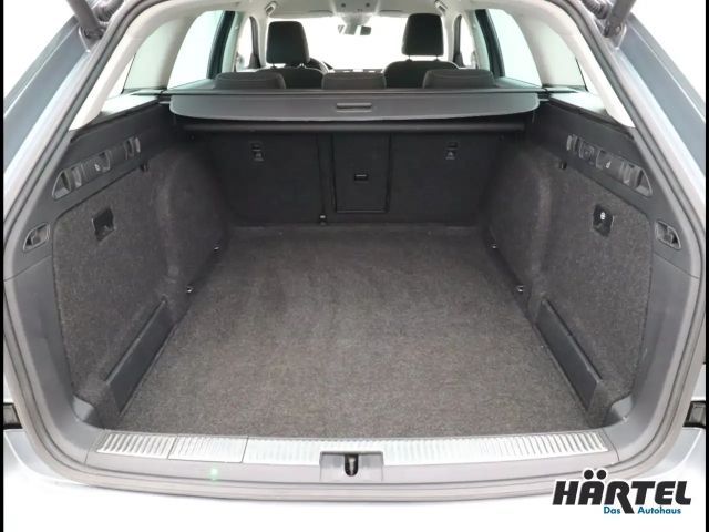 Skoda Superb 2.0 TDI Combi Style Style